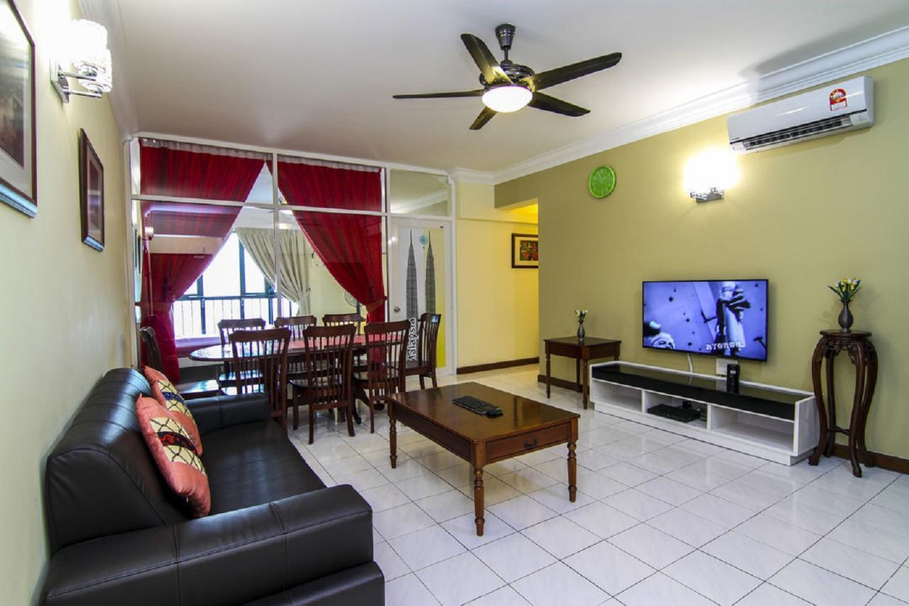 Pwtc Bistari Service Apartment Kuala Lumpur Rum bild