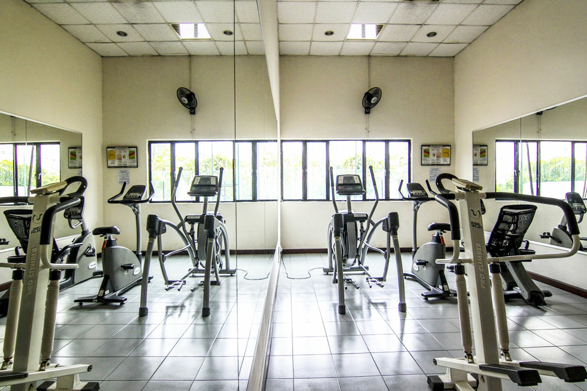 Pwtc Bistari Service Apartment Kuala Lumpur Exteriör bild